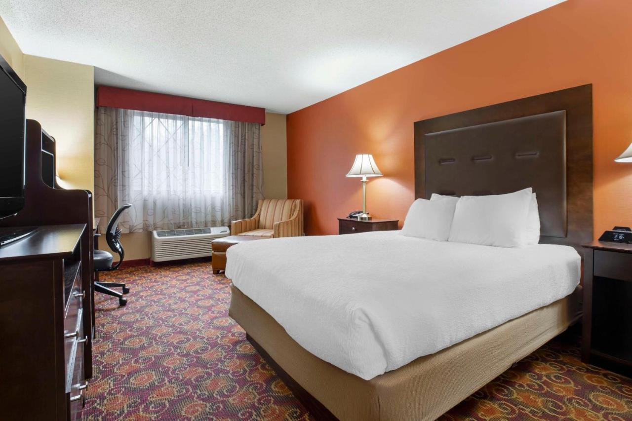 Best Western Plus The Inn At Sharon/Foxboro Exterior foto